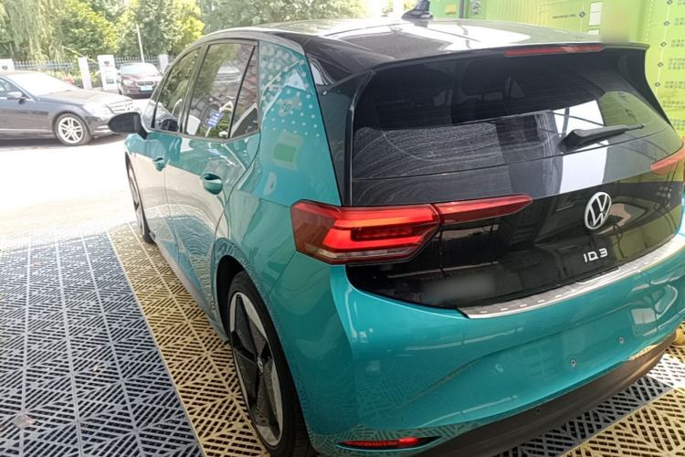 Used Volkswagen ID.3 2021 Pro Smart Edition Rear Left 45 Deg