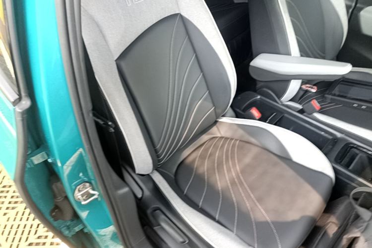 Used Volkswagen ID.3 2021 Pro Smart Edition Right Front Seat