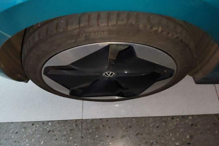Used Volkswagen ID.3 2021 Pro Smart Edition Right Rear Wheel Hub