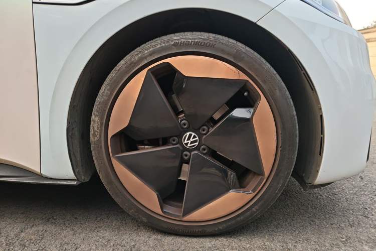 Used Volkswagen ID.3 2021 1st Edition ID. First Impression Edition Right Front Wheel Hub