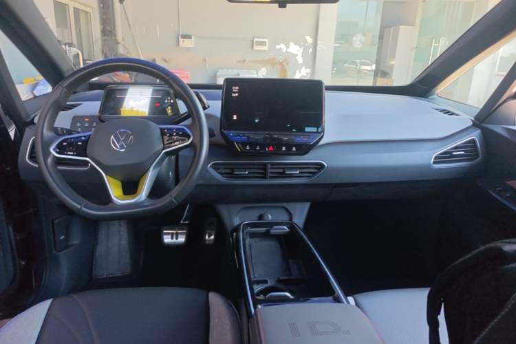 Used Volkswagen ID.3 2021 Pro Smart Edition Center Console