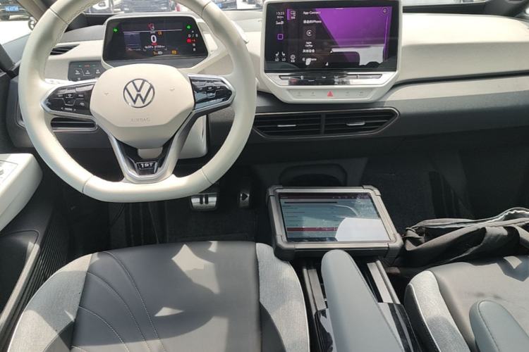 Used Volkswagen ID.3 2021 1st Edition ID. First Impression Edition Center Console