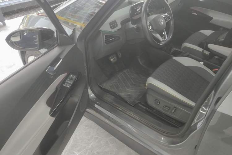 Used Volkswagen ID.3 2021 Pro Smart Edition Driver Seat