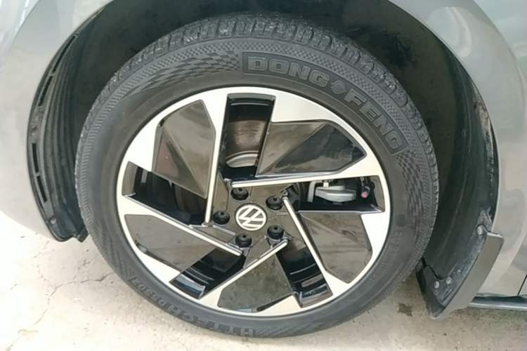 Used Volkswagen ID.3 2021 Pro Smart Edition Left Front Wheel Hub