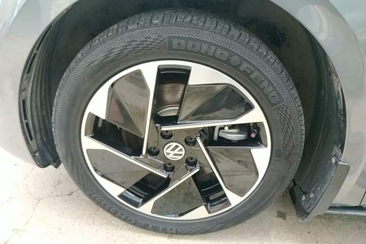 Used Volkswagen ID.3 2021 Pro Smart Edition Left Front Wheel Hub