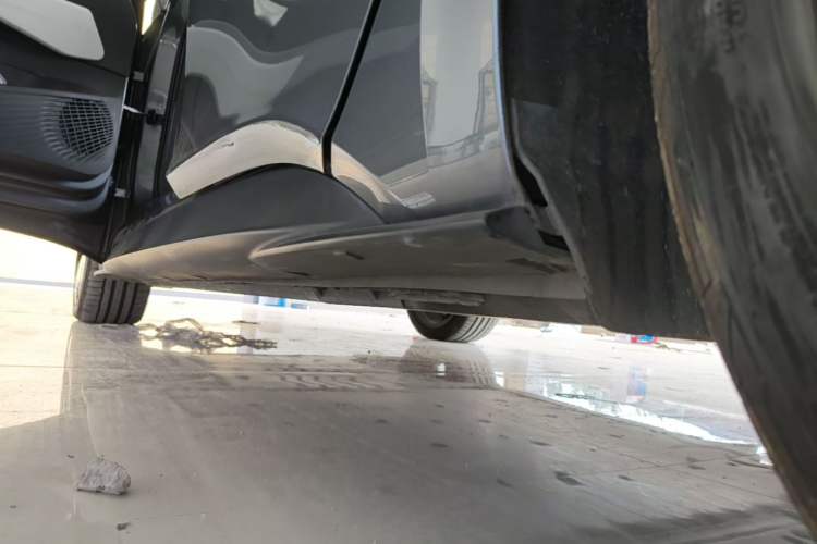 Used Volkswagen ID.3 2021 Pro Smart Edition Left Side Sill