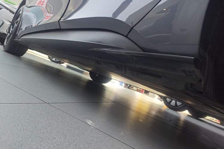 Used Volkswagen ID.3 2021 Pure Edition Left Side Sill
