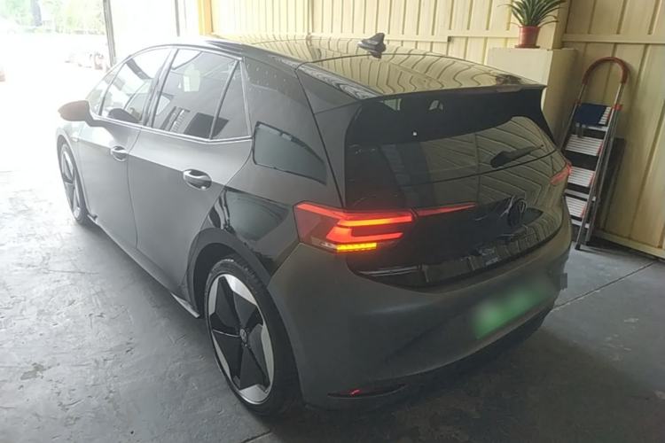 Used Volkswagen ID.3 2021 Pro Smart Edition Rear Left 45 Deg