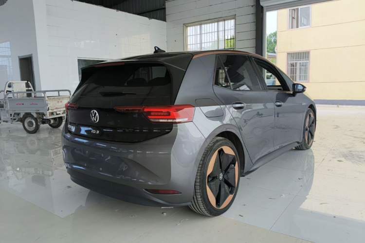Used Volkswagen ID.3 2021 Pro Smart Edition Rear Right 45 Deg