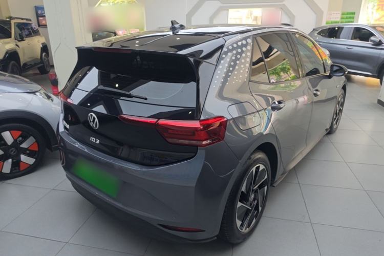 Used Volkswagen ID.3 2021 Pure Edition Rear Right 45 Deg