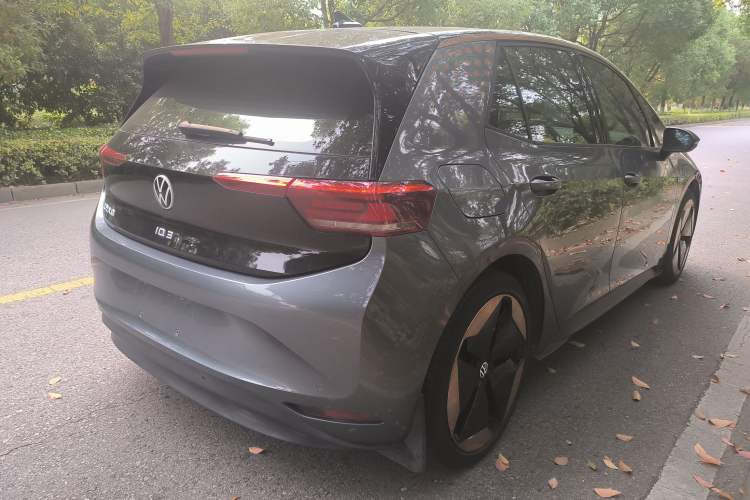 Used Volkswagen ID.3 2021 1st Edition ID. First Impression Edition Rear Right 45 Deg