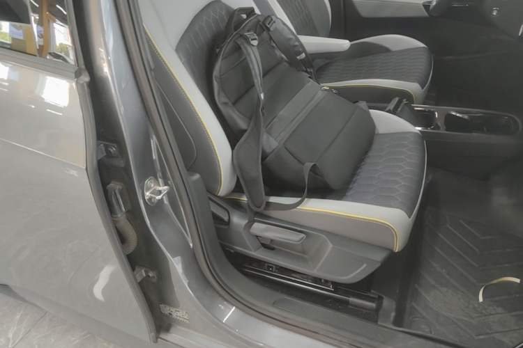 Used Volkswagen ID.3 2021 Pro Smart Edition Right Front Seat