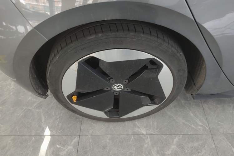 Used Volkswagen ID.3 2021 Pro Smart Edition Right Rear Wheel Hub