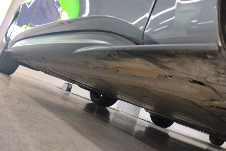 Used Volkswagen ID.3 2021 Pro Smart Edition Right Side Sill