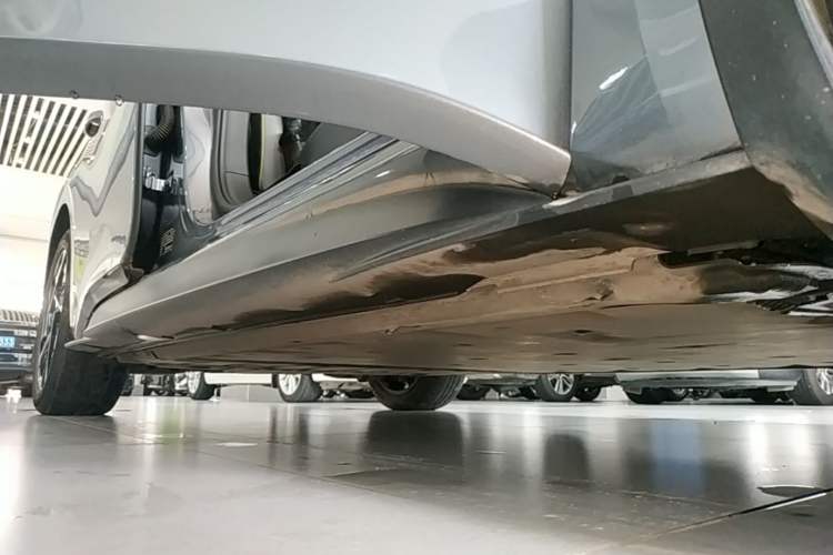 Used Volkswagen ID.3 2021 Pro Smart Edition Right Side Sill