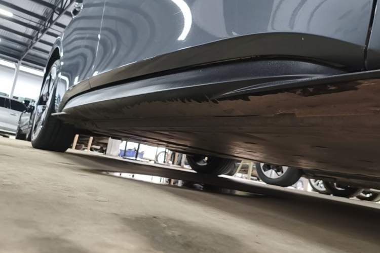 Used Volkswagen ID.3 2021 Pro Smart Edition Right Side Sill