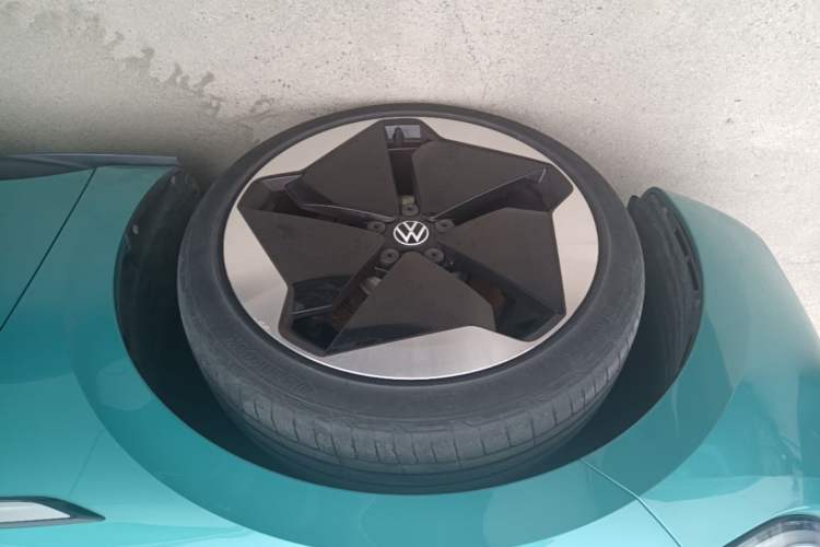 Used Volkswagen ID.3 2021 1st Edition ID. First Impression Edition Left Front Wheel Hub