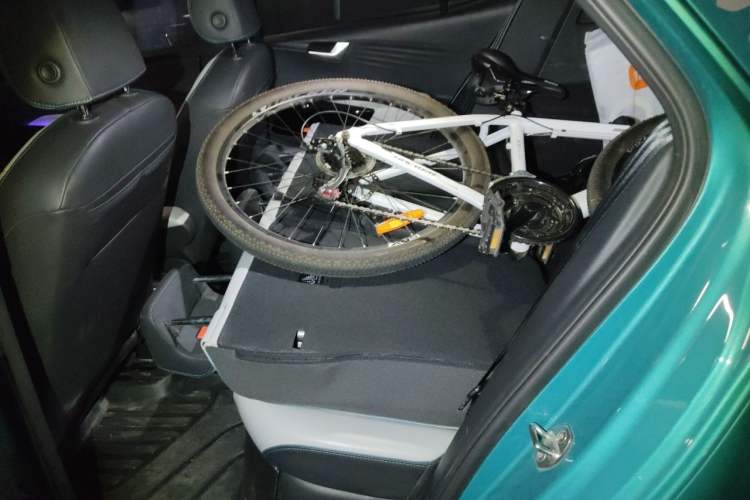 Used Volkswagen ID.3 2021 Pro Smart Edition Left Rear Seat