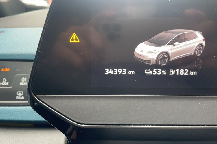Used Volkswagen ID.3 2021 Pro Smart Edition Odometer Close Up