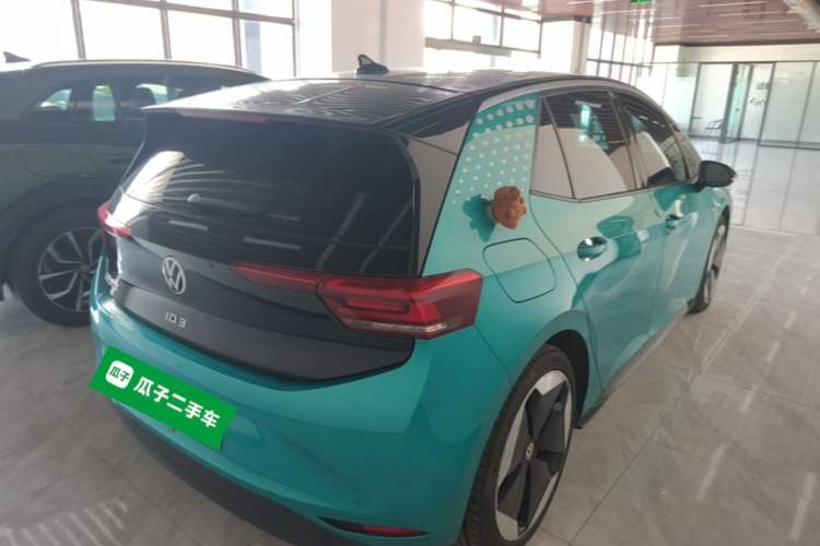 Used Volkswagen ID.3 2021 Pro Smart Edition Rear Right 45 Deg