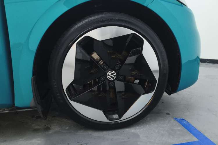 Used Volkswagen ID.3 2021 Pro Smart Edition Right Rear Wheel Hub