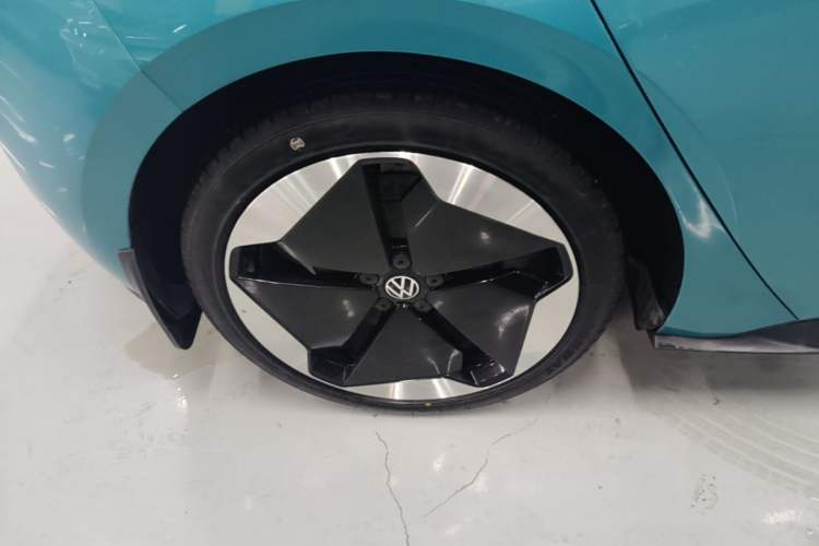 Used Volkswagen ID.3 2021 Pure Edition Right Rear Wheel Hub