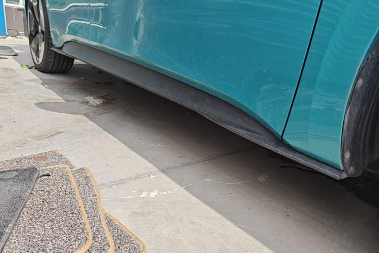 Used Volkswagen ID.3 2021 Pro Smart Edition Right Side Sill