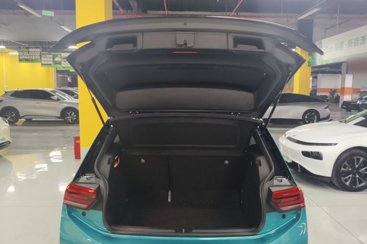 Used Volkswagen ID.3 2021 Pure Edition Trunk