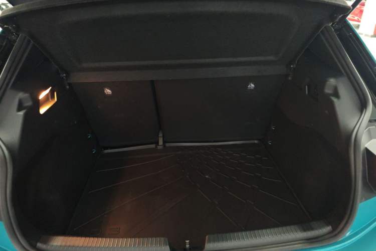 Used Volkswagen ID.3 2021 Pure Edition Trunk
