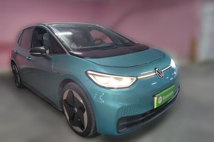 Used Volkswagen ID.3 2021 Pro Smart Edition Front Right 45 Deg