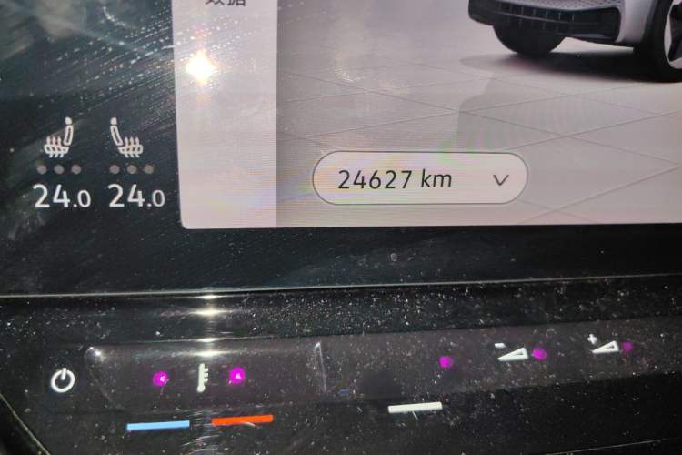 Used Volkswagen ID.3 2021 Pro Smart Edition Odometer Close Up