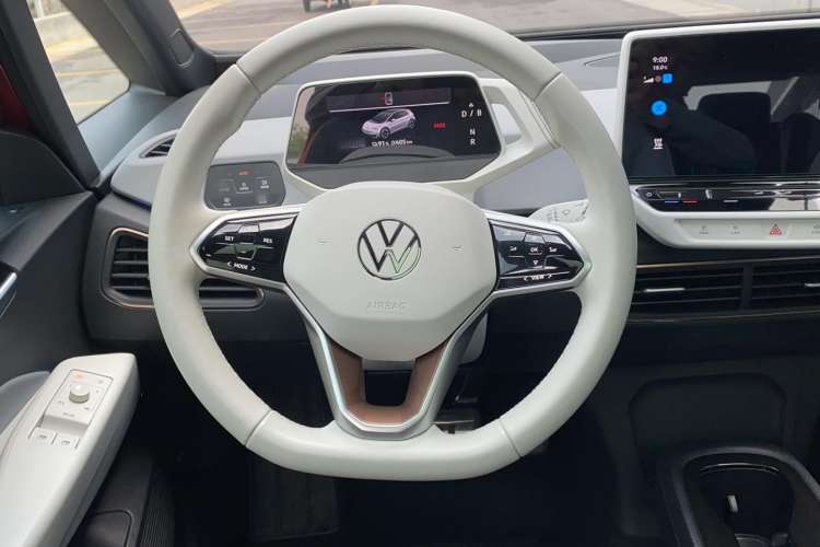 Used Volkswagen ID.3 2021 Pro Smart Edition Steering Wheel