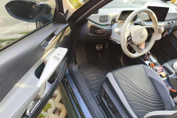 Used Volkswagen ID.3 2021 Pro Smart Edition Driver Seat