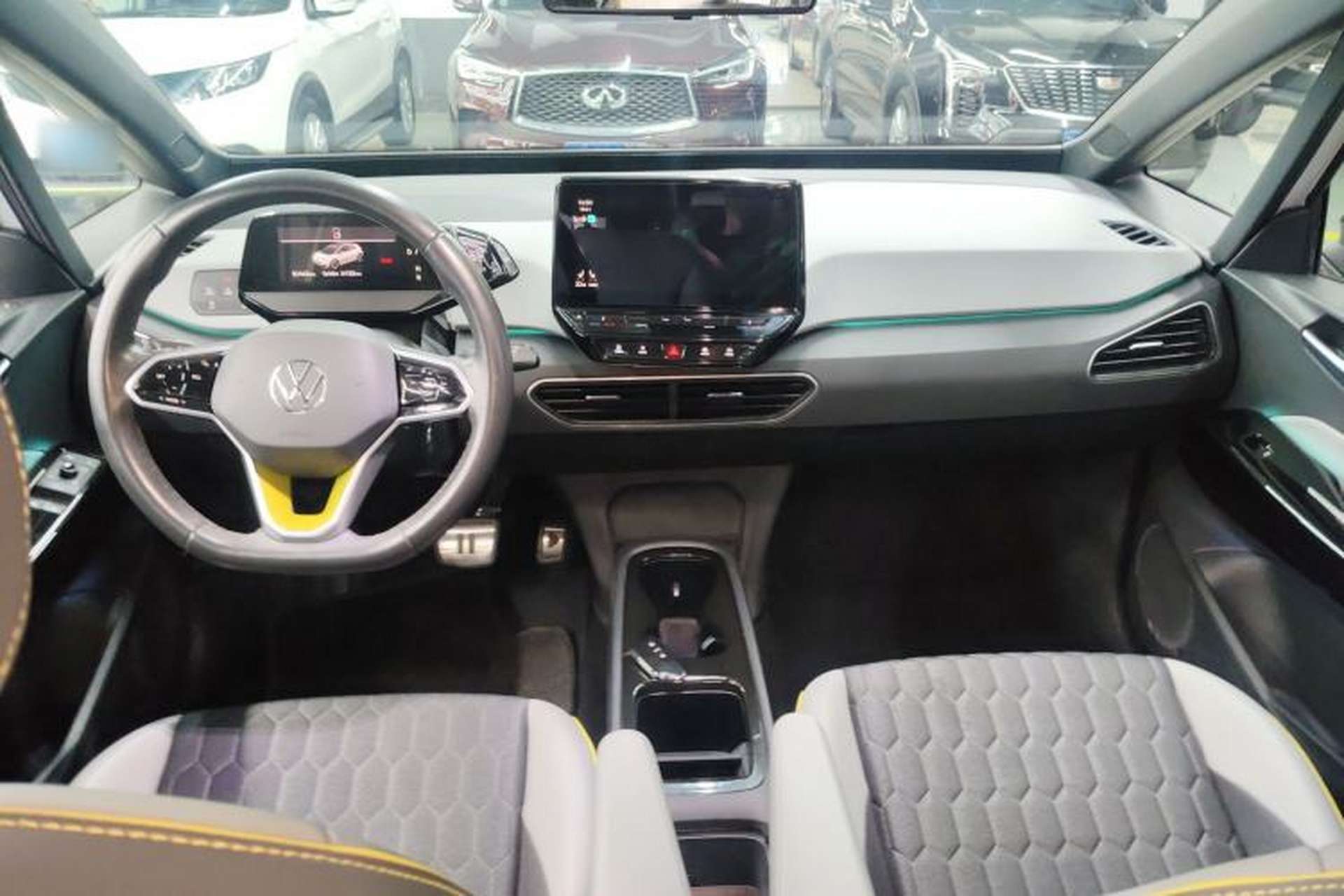 Used Volkswagen ID.3 2021 Pro Smart Edition Center Console