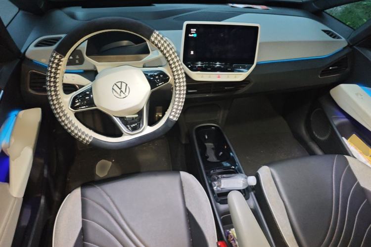 Used Volkswagen ID.3 2021 1st Edition ID. First Impression Edition Center Console