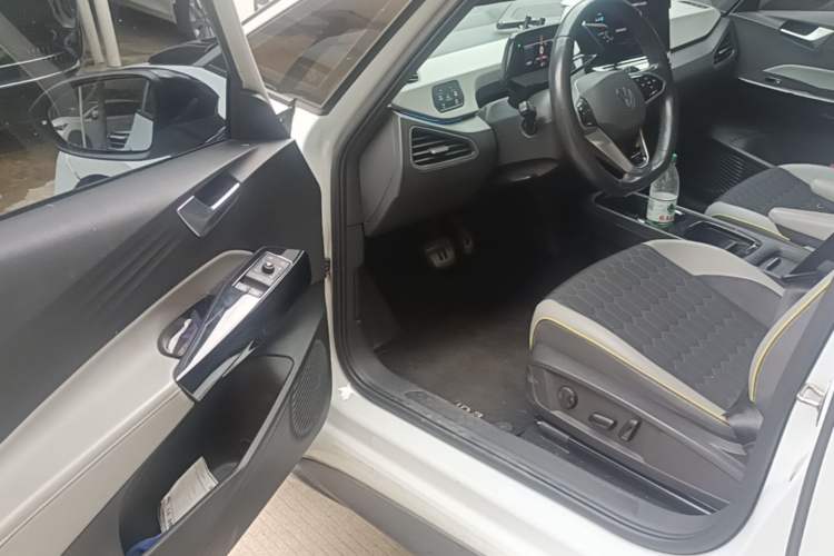 Used Volkswagen ID.3 2021 Pro Smart Edition Driver Seat