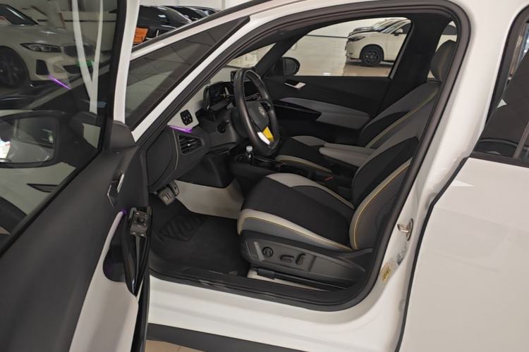Used Volkswagen ID.3 2021 Pro Smart Edition Driver Seat