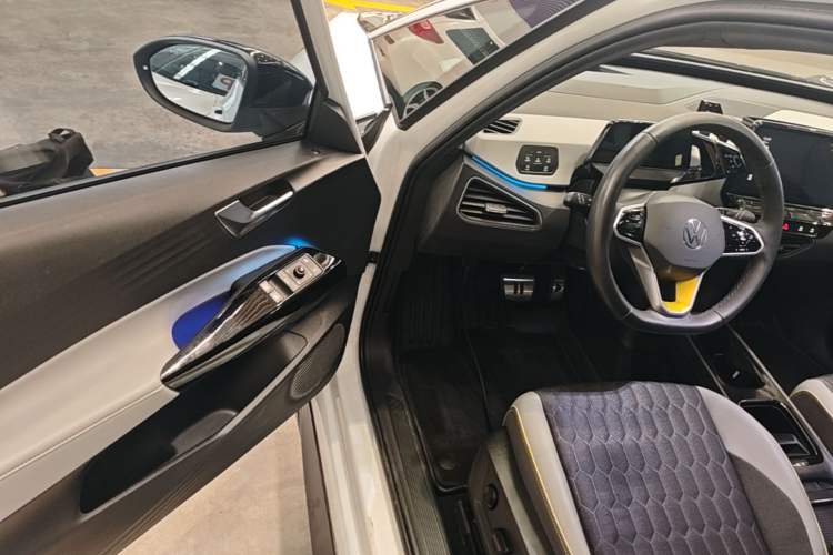 Used Volkswagen ID.3 2021 Pro Smart Edition Driver Seat