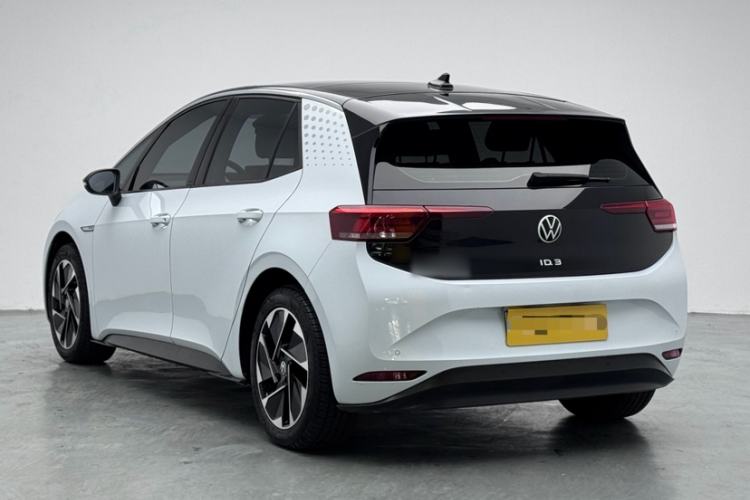 Used Volkswagen ID.3 2021 Pure Edition Exterior 4