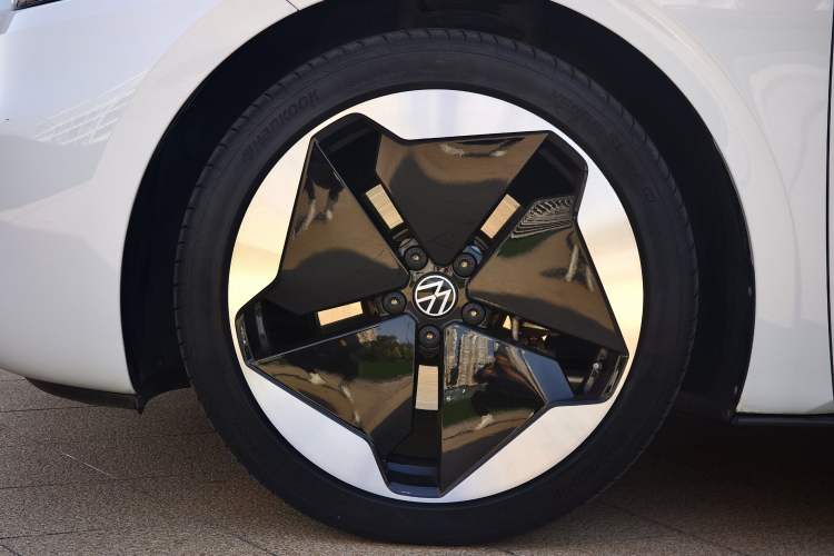 Used Volkswagen ID.3 2021 Pro Smart Edition Exterior 6