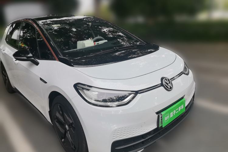 Used Volkswagen ID.3 2021 1st Edition ID. First Impression Edition Front Right 45 Deg