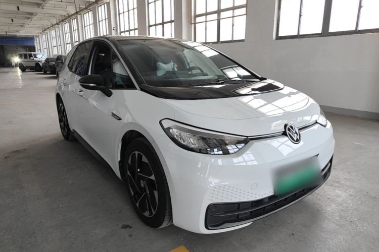 Used Volkswagen ID.3 2021 Pure Edition Front Right 45 Deg