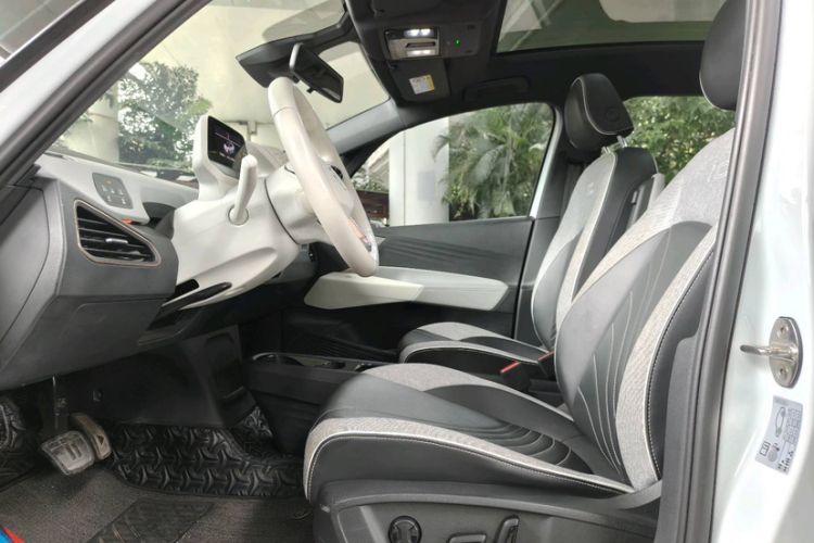 Used Volkswagen ID.3 2021 Pro Smart Edition Left Front Seat