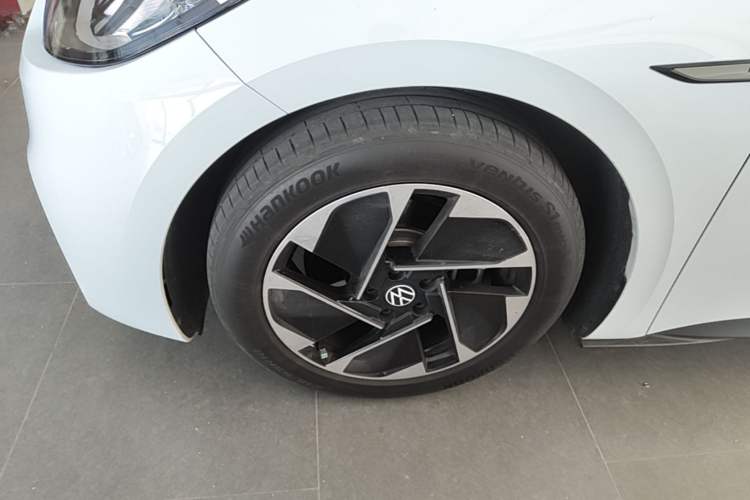 Used Volkswagen ID.3 2021 Pure Edition Left Front Wheel Hub