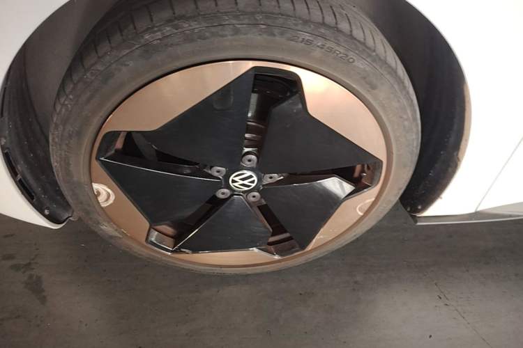 Used Volkswagen ID.3 2021 1st Edition ID. First Impression Edition Left Front Wheel Hub