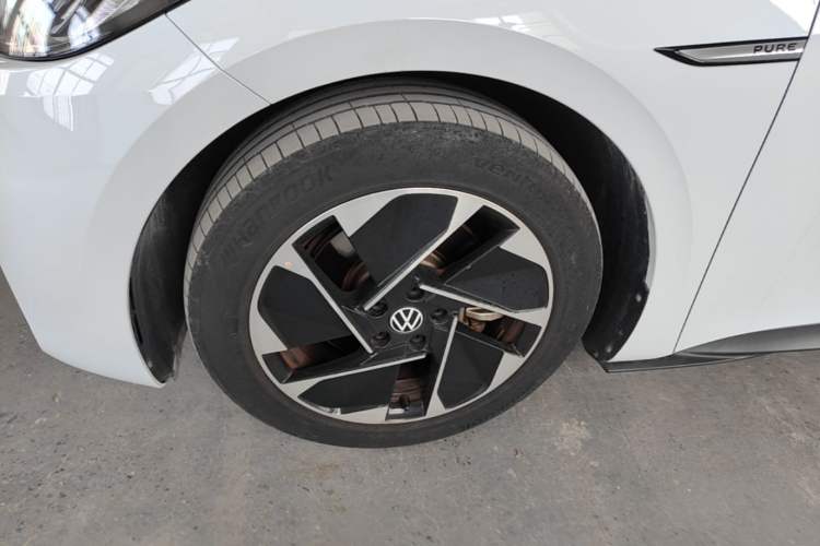 Used Volkswagen ID.3 2021 Pure Edition Left Front Wheel Hub