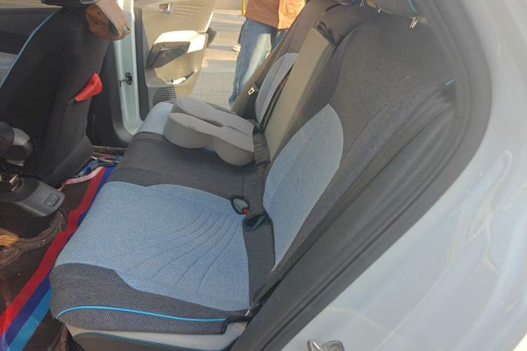 Used Volkswagen ID.3 2021 Pro Smart Edition Left Rear Seat