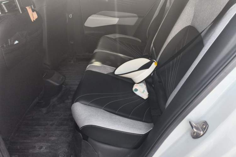Used Volkswagen ID.3 2021 Pro Smart Edition Left Rear Seat