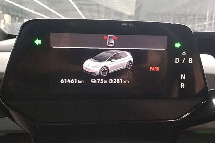 Used Volkswagen ID.3 2021 Pro Smart Edition Odometer Close Up