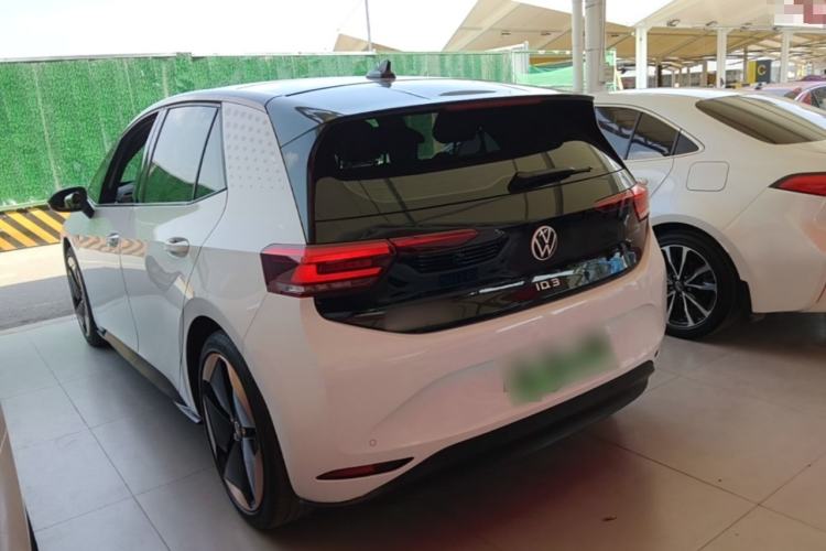 Used Volkswagen ID.3 2021 1st Edition ID. First Impression Edition Rear Left 45 Deg
